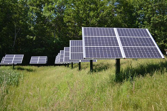 Palankiausias metas, kada galima įsirengti saulės elektrinę