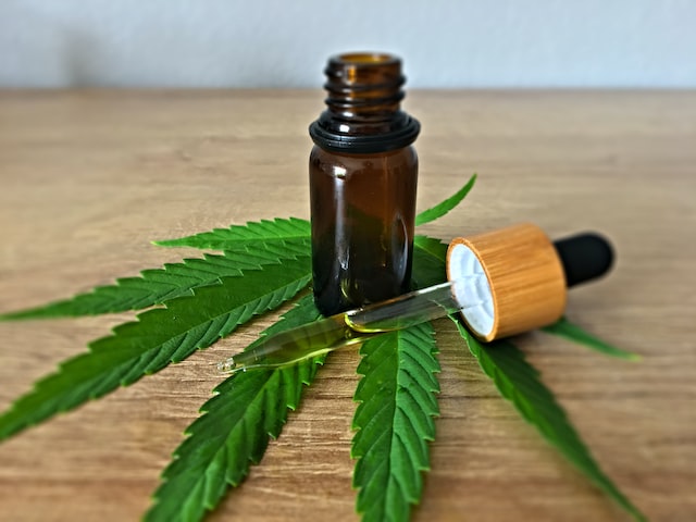CBD kanapių aliejus: kaip veikia ir kodėl?
